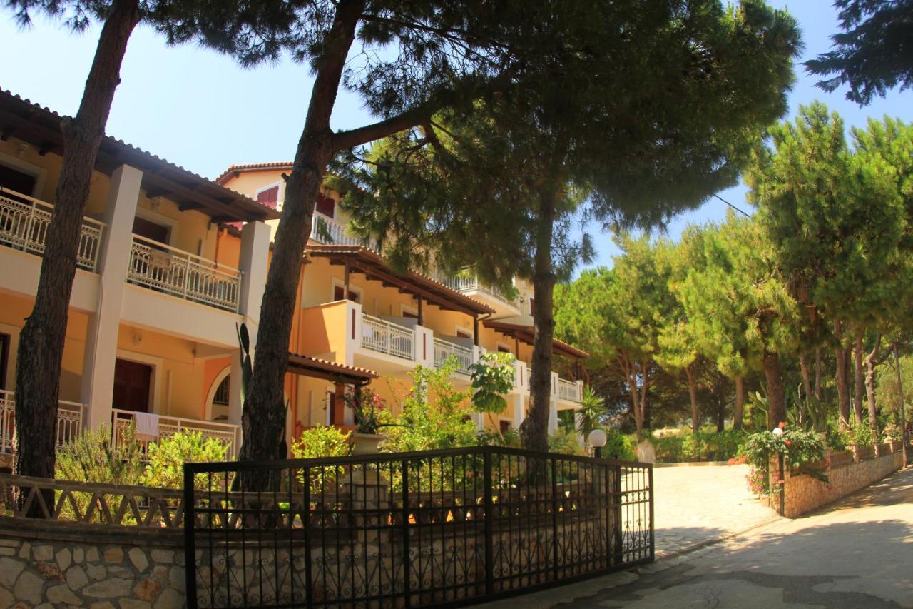Pyrgaraki And Aparthotel