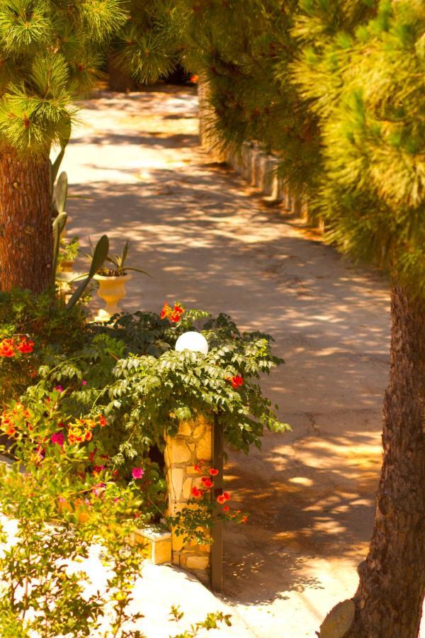Pyrgaraki And Aparthotel